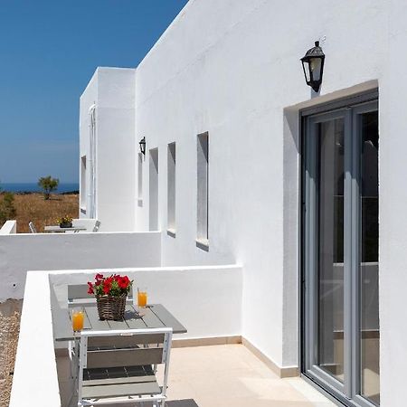 Chrysonisos Suites With Sunset & Seaviews Near Kini Exterior photo