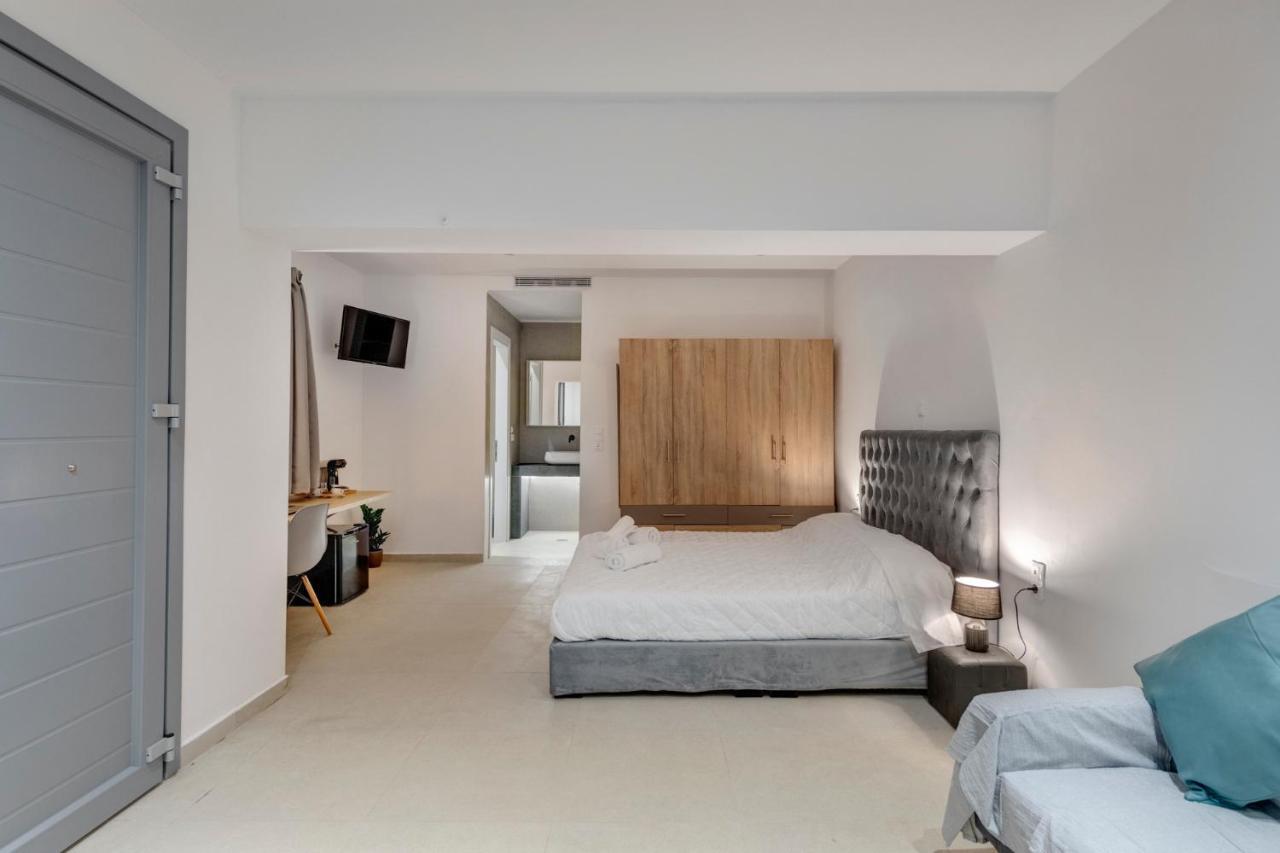 Chrysonisos Suites With Sunset & Seaviews Near Kini Exterior photo