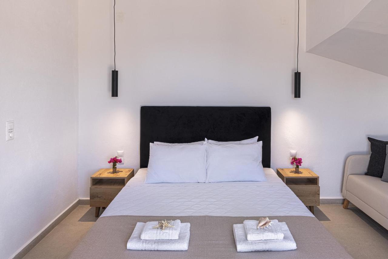 Chrysonisos Suites With Sunset & Seaviews Near Kini Exterior photo