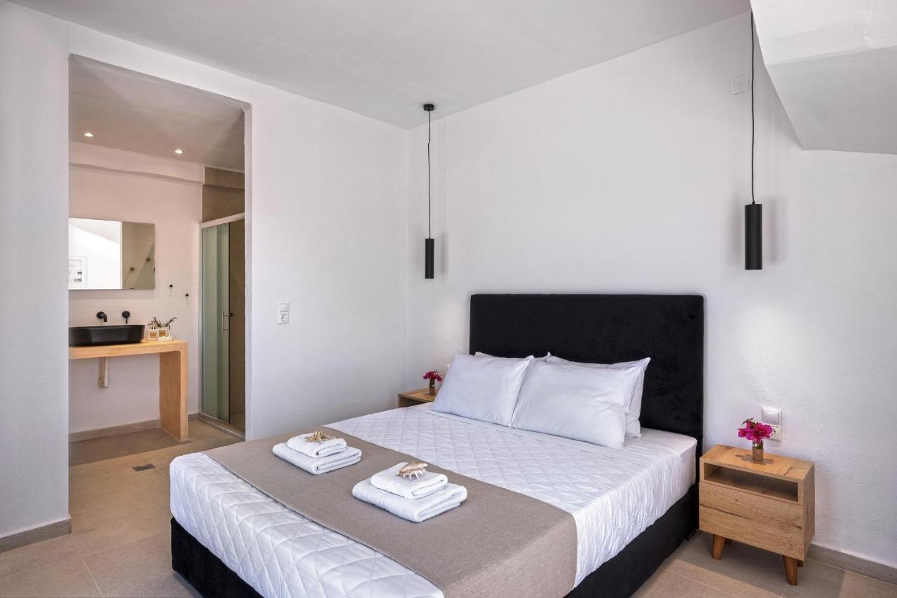 Chrysonisos Suites With Sunset & Seaviews Near Kini Exterior photo