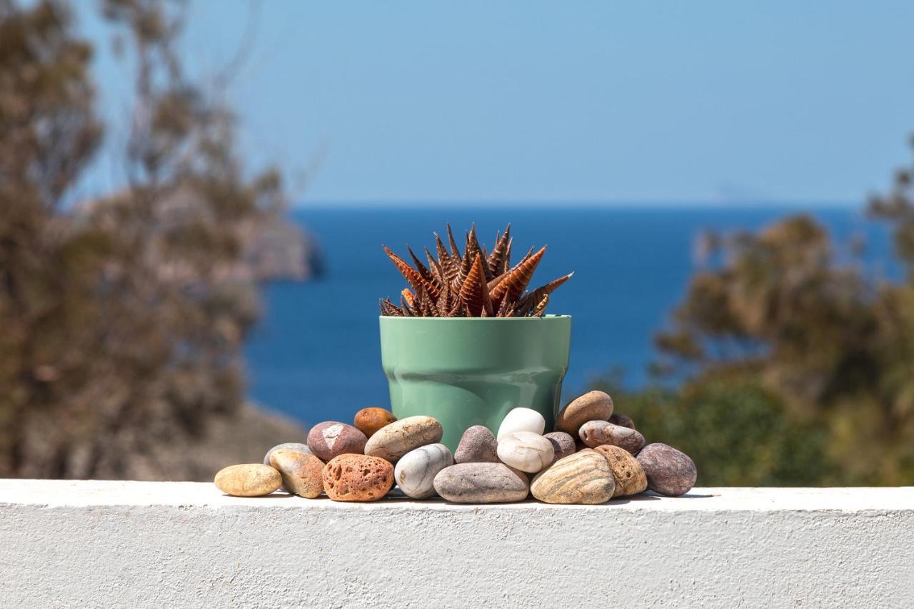 Chrysonisos Suites With Sunset & Seaviews Near Kini Exterior photo