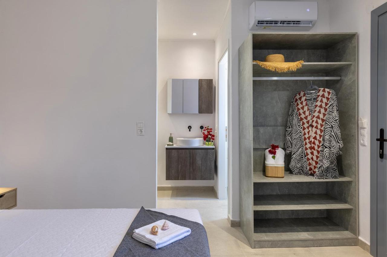 Chrysonisos Suites With Sunset & Seaviews Near Kini Exterior photo