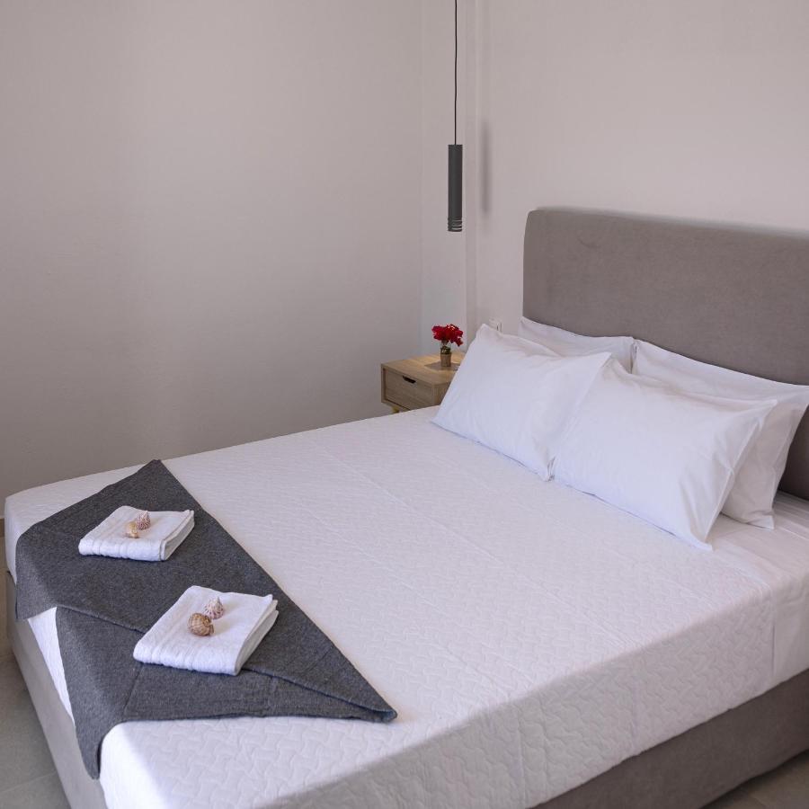 Chrysonisos Suites With Sunset & Seaviews Near Kini Exterior photo