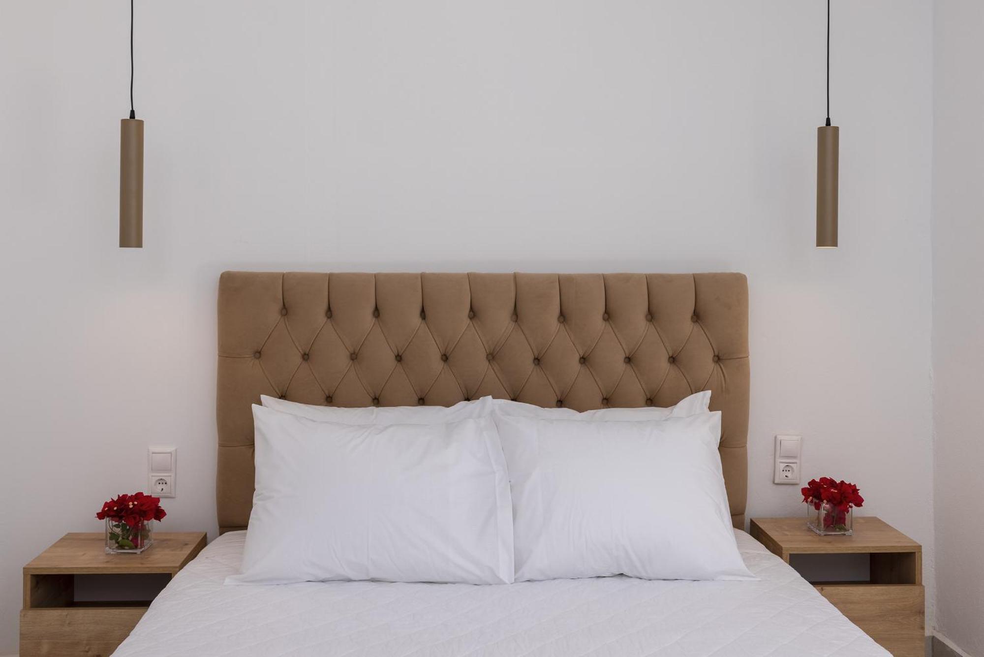 Chrysonisos Suites With Sunset & Seaviews Near Kini Exterior photo