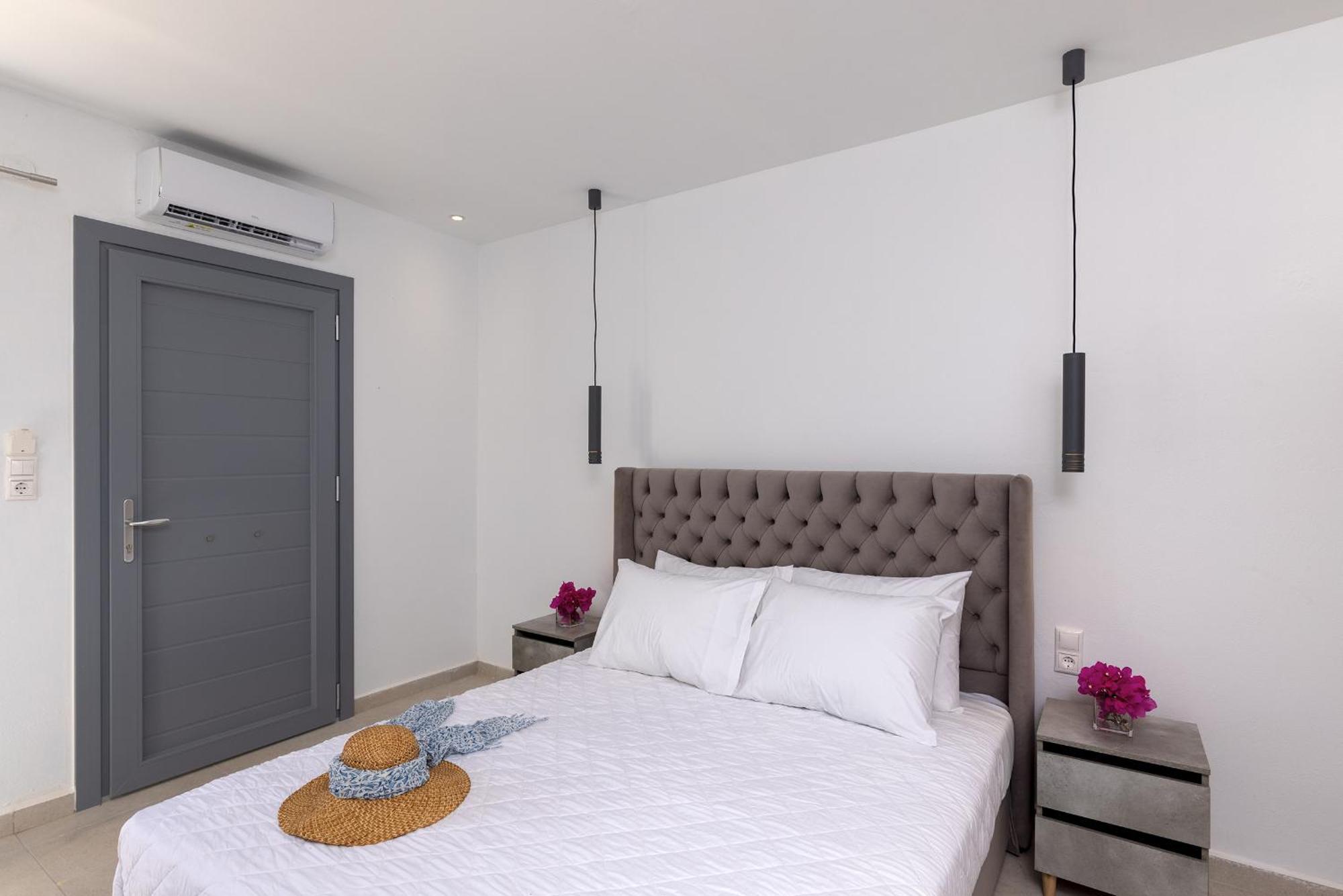 Chrysonisos Suites With Sunset & Seaviews Near Kini Exterior photo