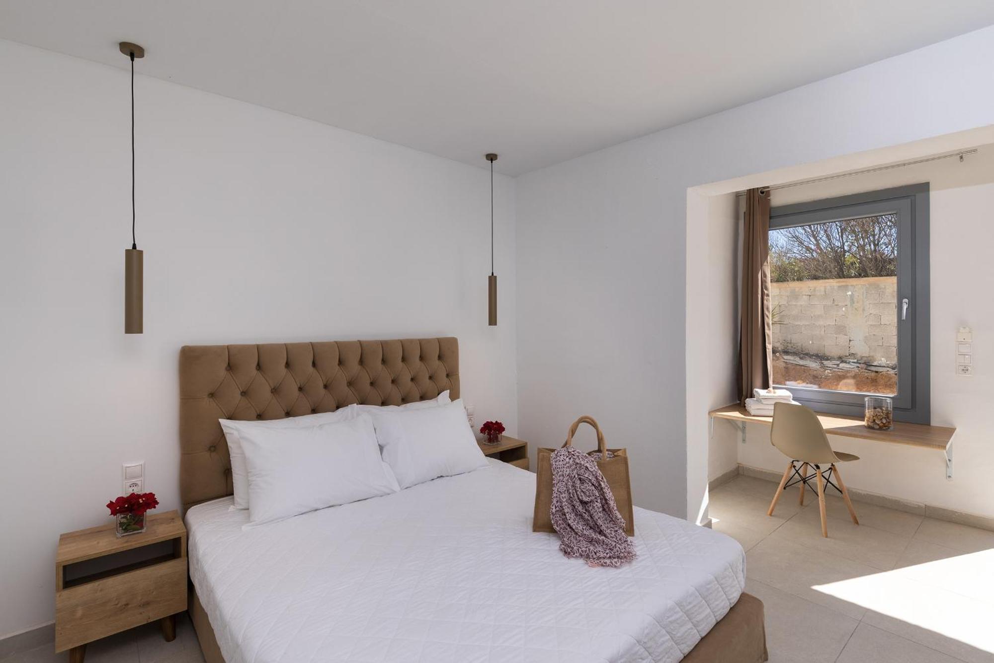 Chrysonisos Suites With Sunset & Seaviews Near Kini Exterior photo